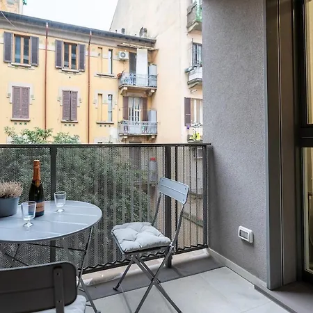 Duomo-sempione, Luxury With Balcony - M5