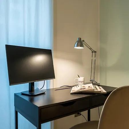 Apartamento Duomo-sempione, Luxury With Balcony - M5 *